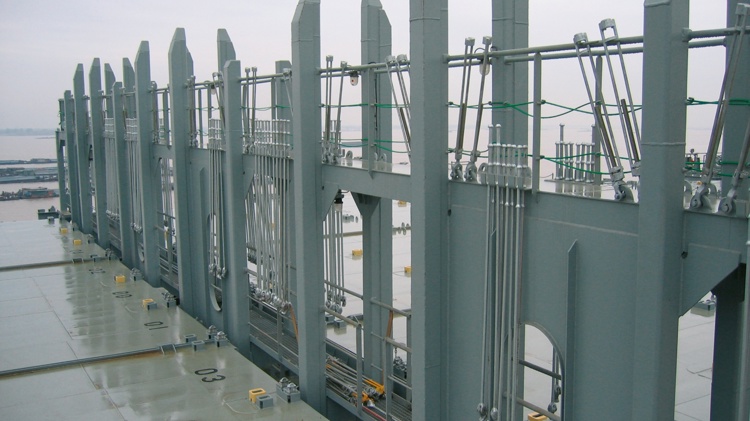 Lashing System Mini Module Internal lashing system - MacGregor.com